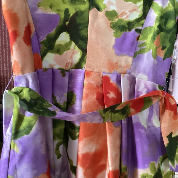 Spring Frock. Floral Spring Dress - Picture 5 of 10